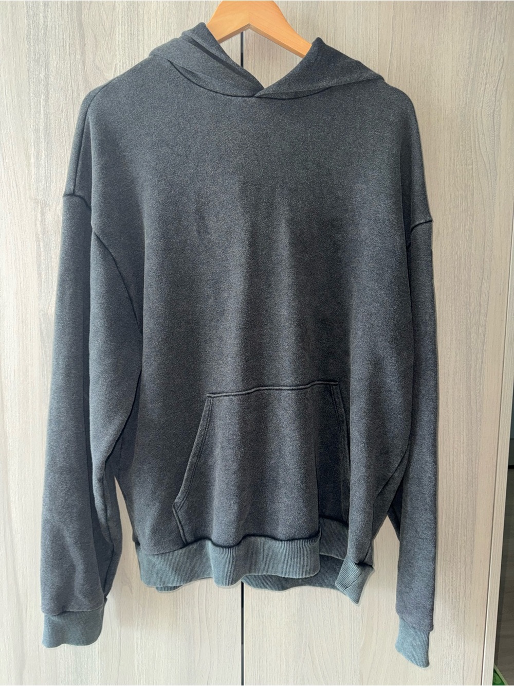 ALO Men's Gray Sweatset (top+bottom)